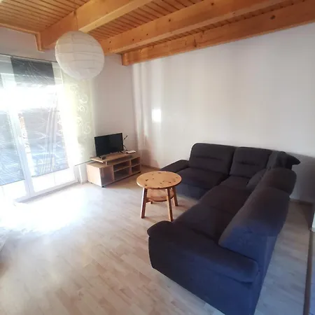 Monteur-haus Klettenberg Treptow, Altglienicke, Neukoelln * Berlijn